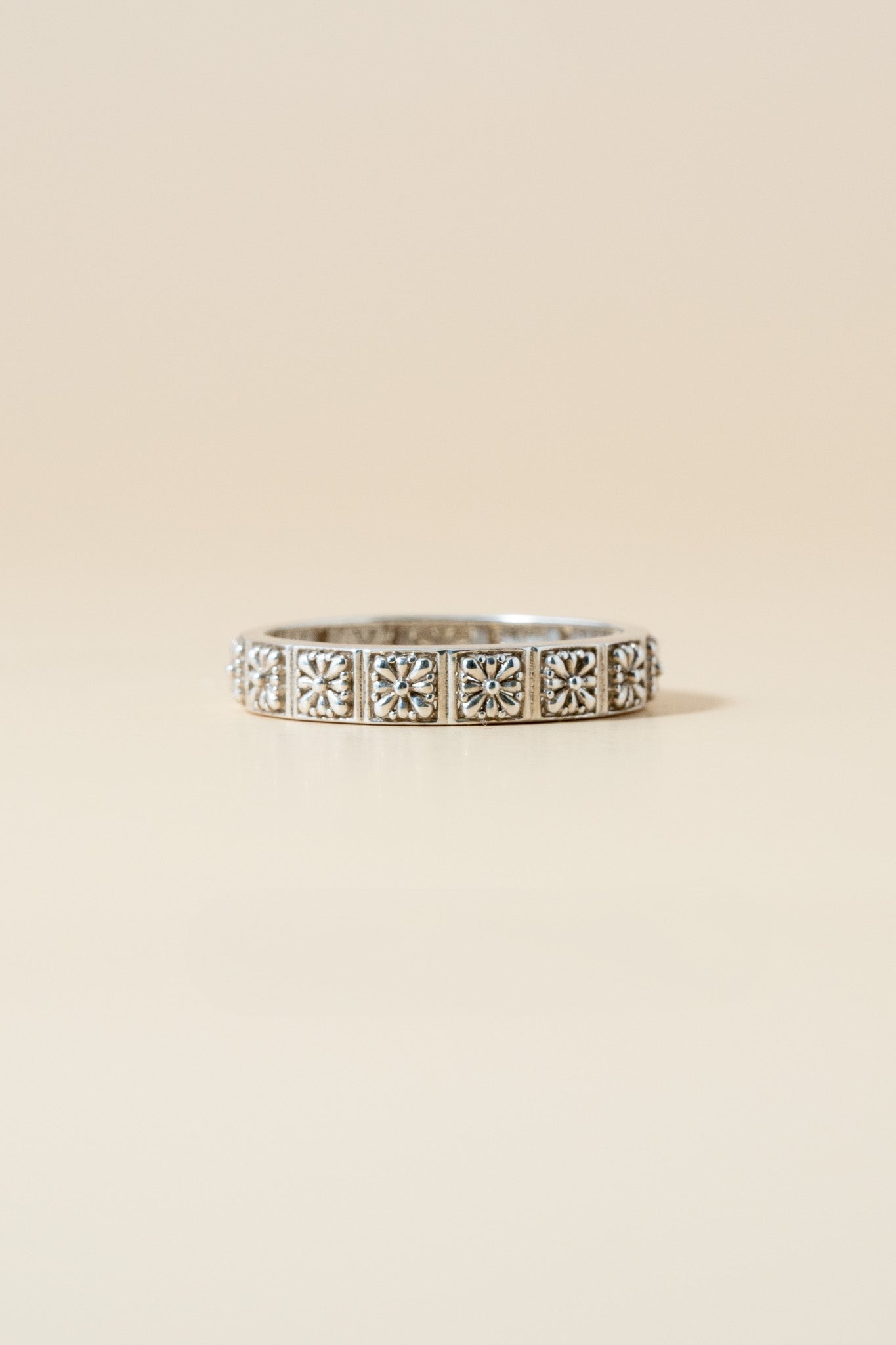 Flores Talavera Eternity Band | Handcrafted Solid Gold Jewelry