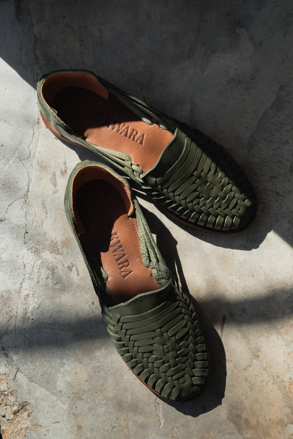 mexican leather chanclas