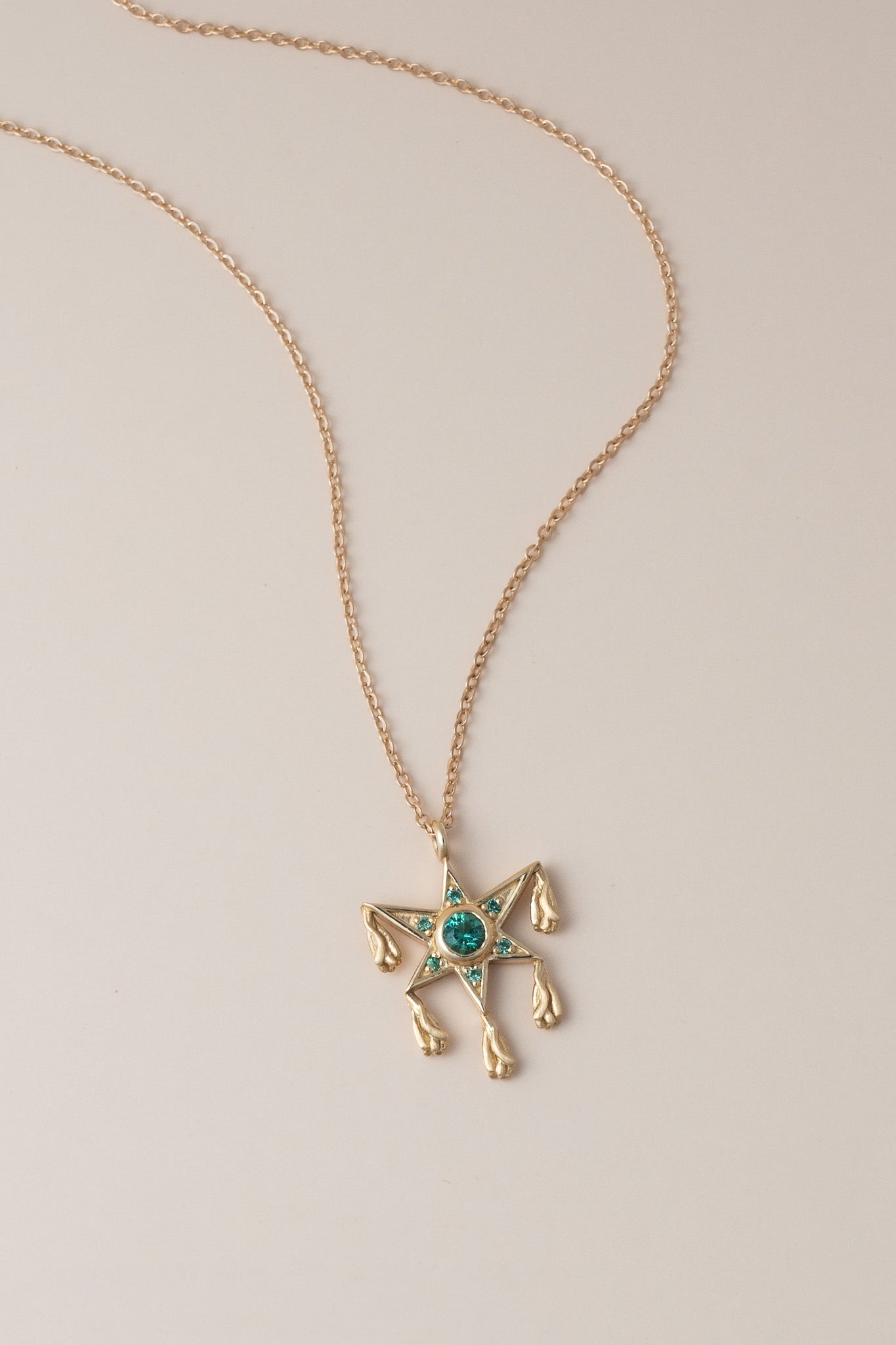 14K Emerald Piñata Necklace - Cadena Collective