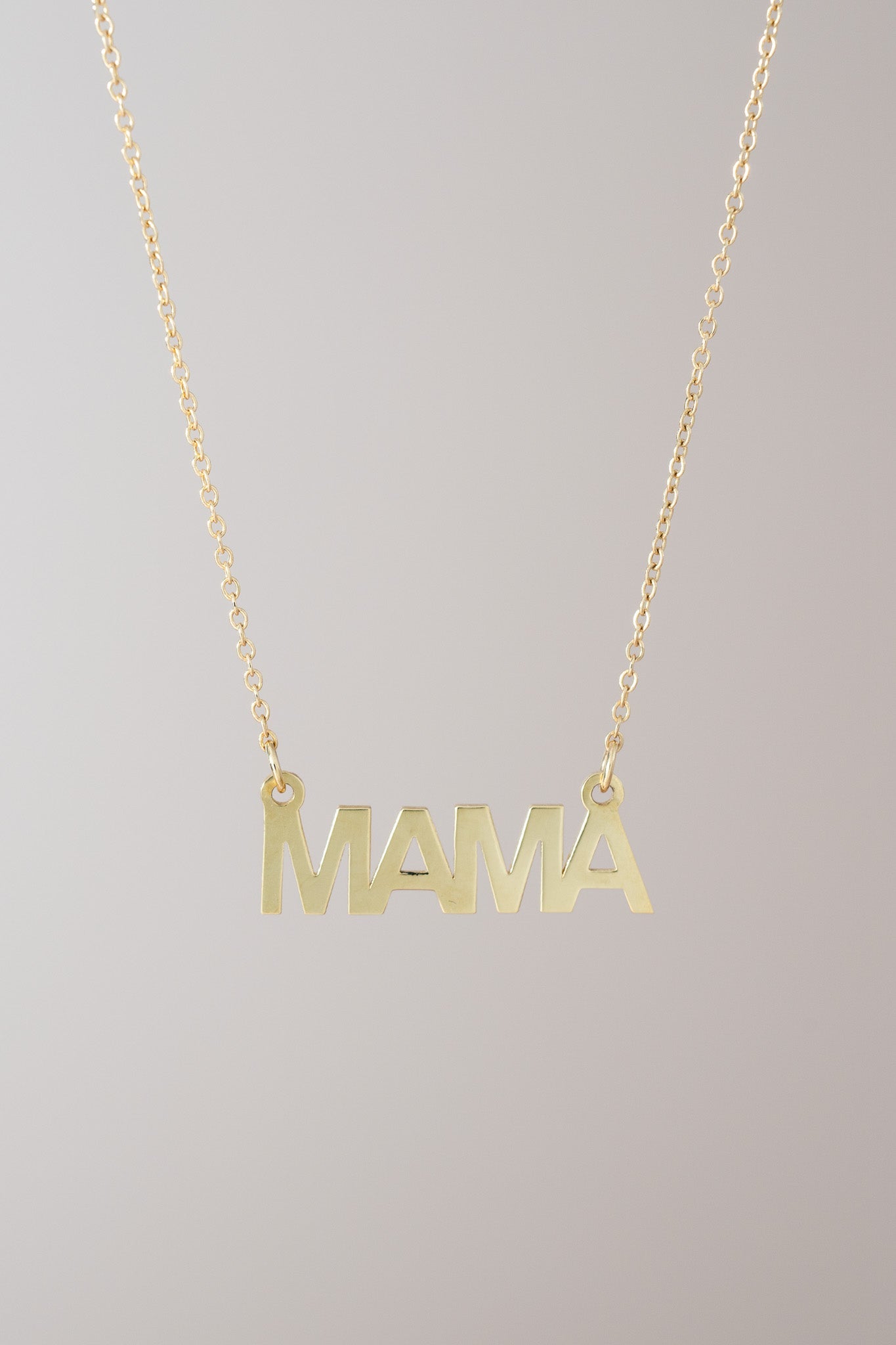 14K MAMA Necklace - Cadena Collective