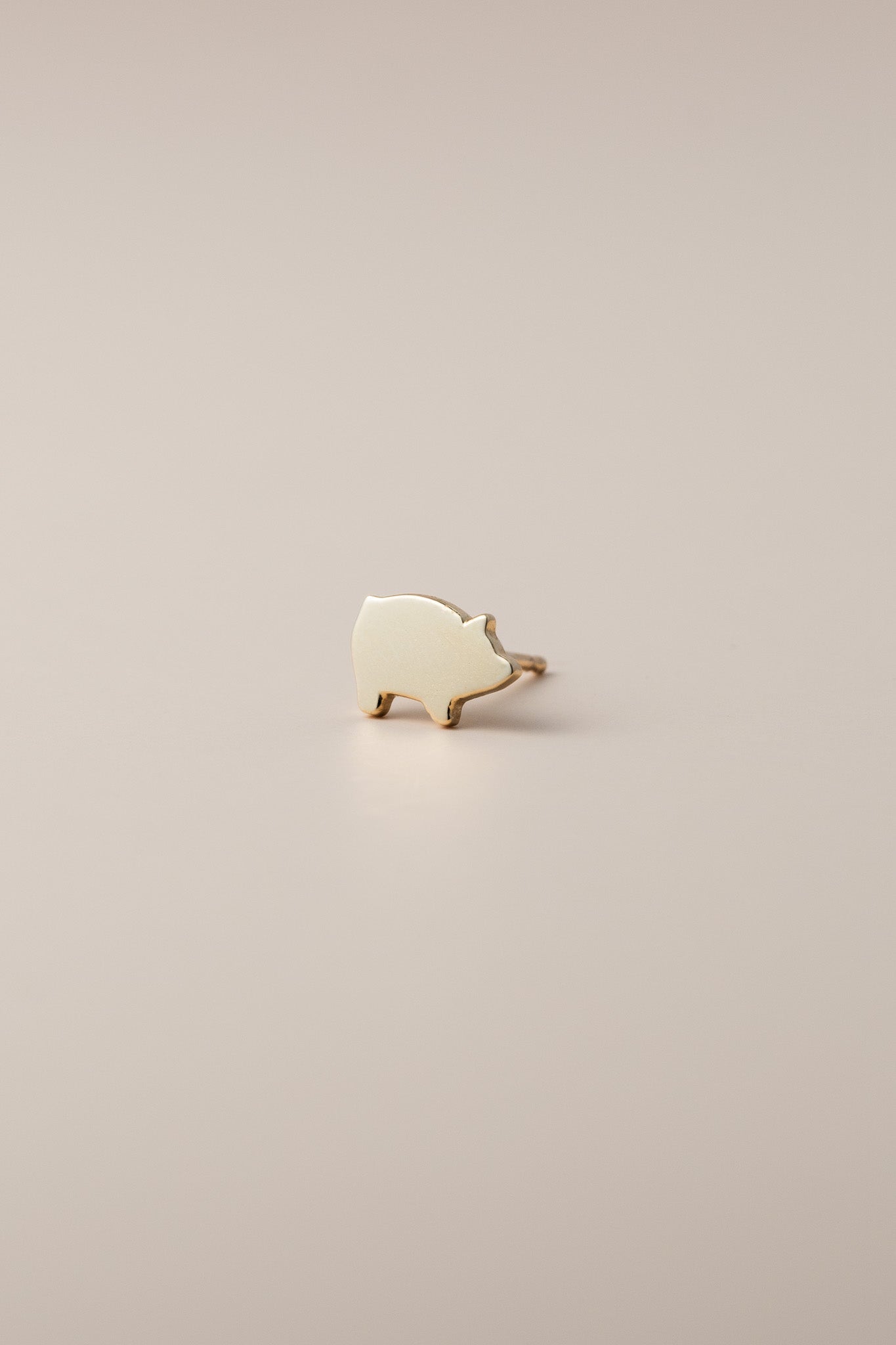 14K Mini Marranito Stud - Cadena Collective