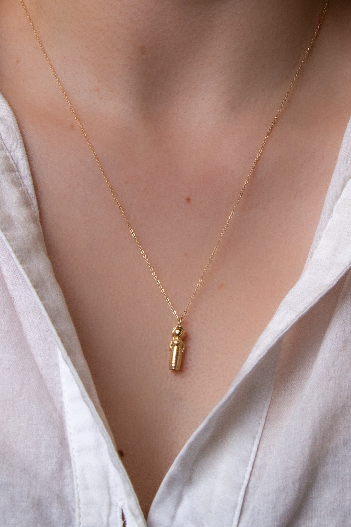 14K Quitapena Worry Doll Necklace - Cadena Collective