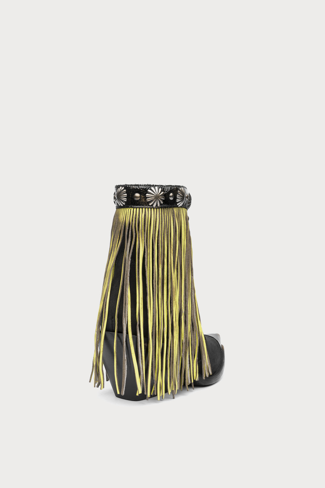 Cadena Collective Lifestyle marketplace with handmade products.