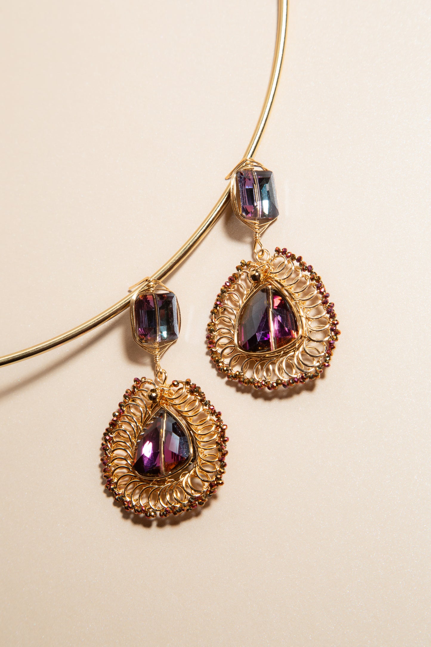 Load image into Gallery viewer, Diana Drop Earrings
