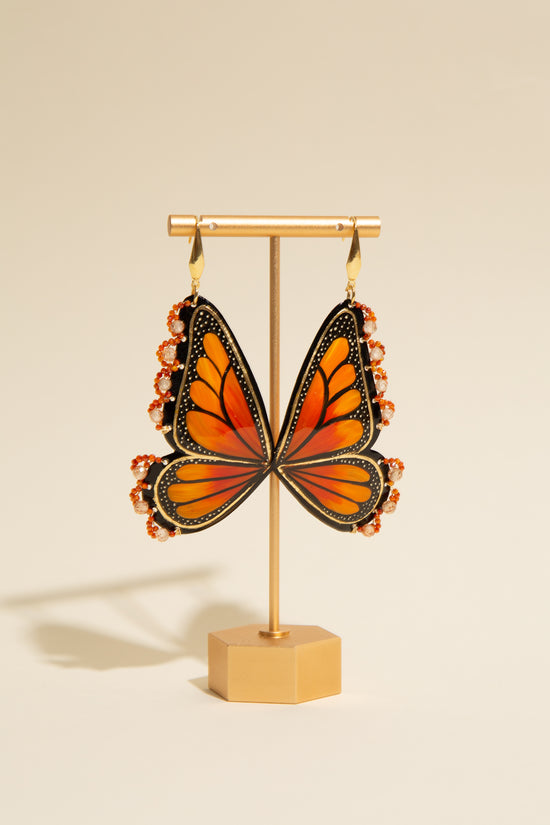 Load image into Gallery viewer, Monarca Drop Earrings
