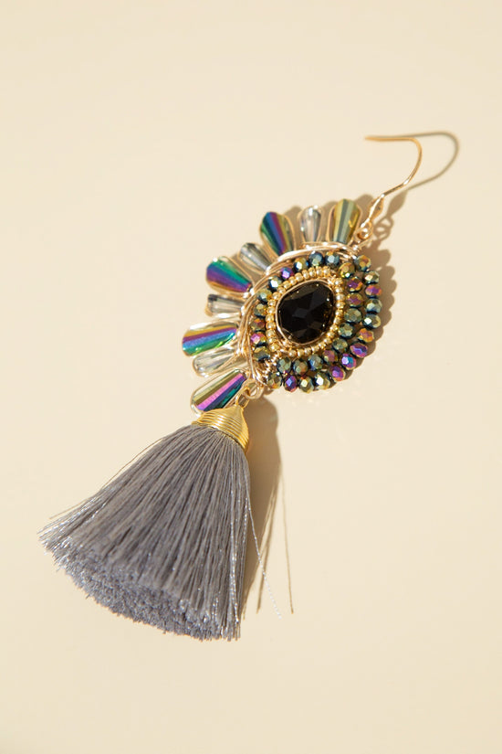 Load image into Gallery viewer, Silver Luna Tassel Earrings

