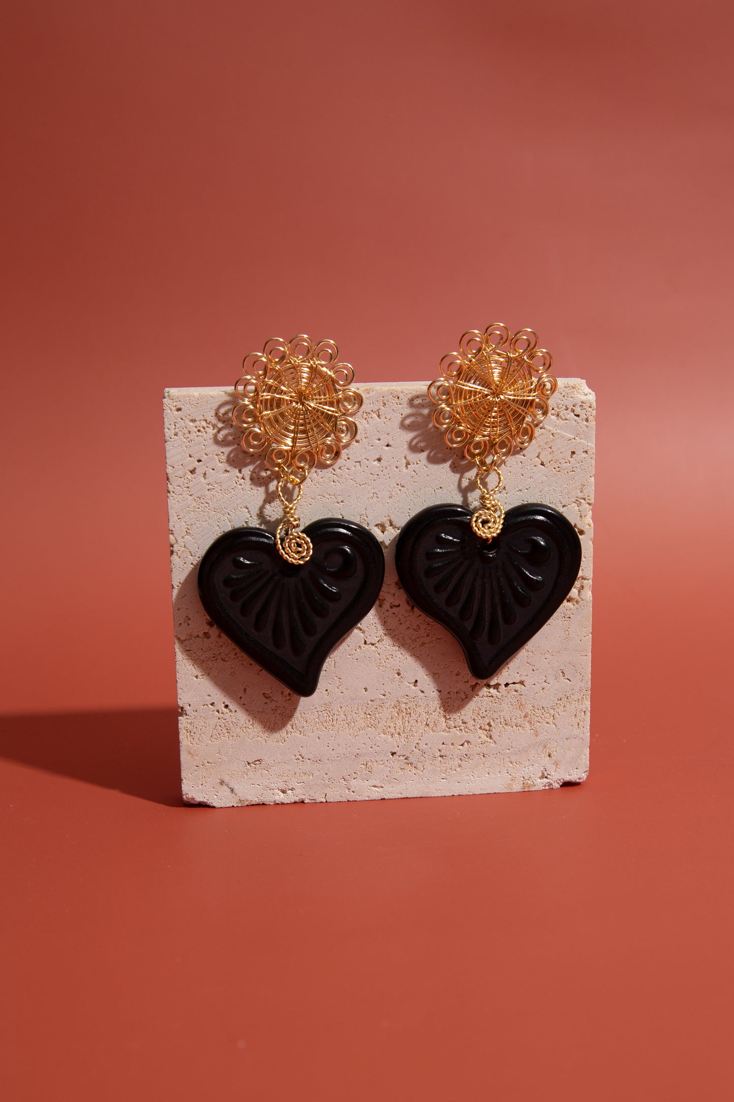 Corazón Talavera Earrings