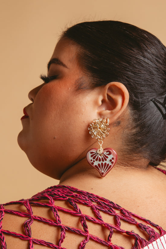 Load image into Gallery viewer, Corazón Talavera Earrings
