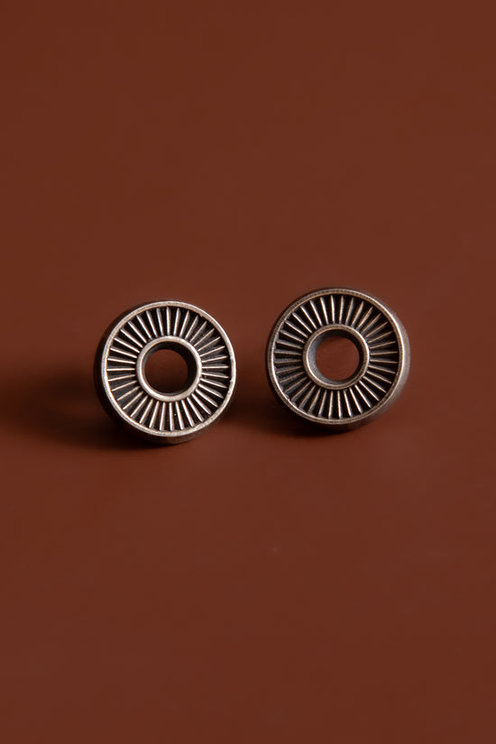 Disco Monolítico Earrings