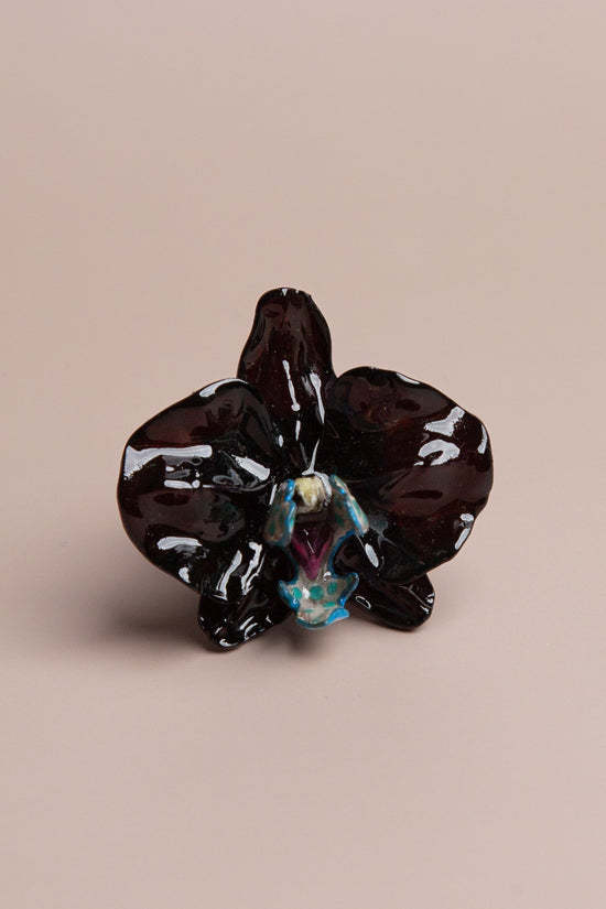 Black Orchid Medium Ring