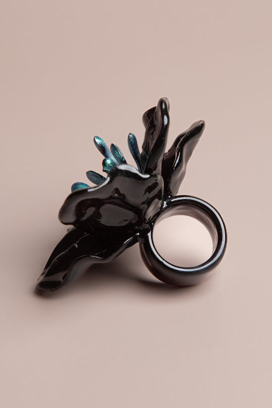 Orchid Oversize Ring