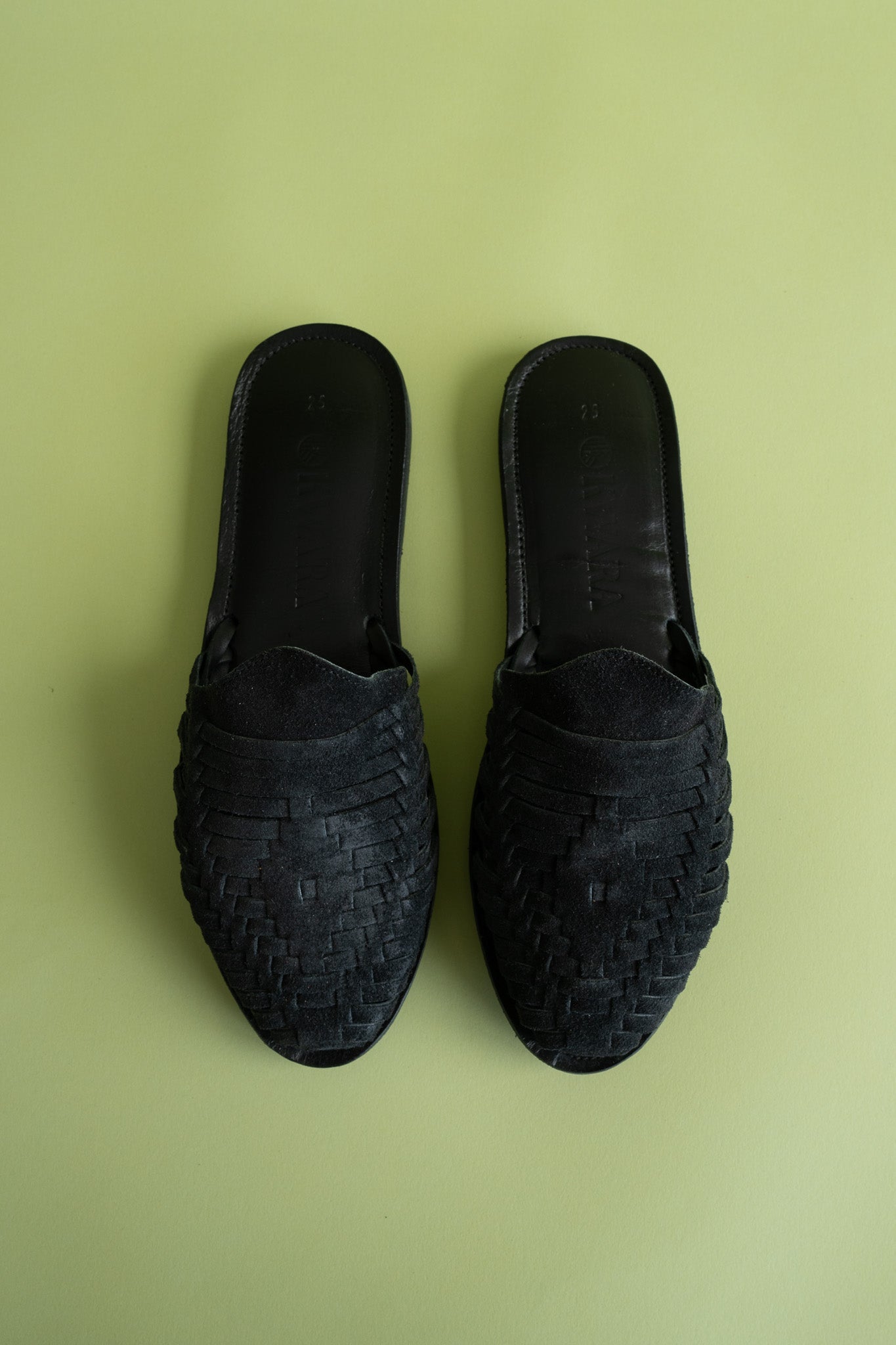 Andy Mule Huarache - Black - Cadena Collective