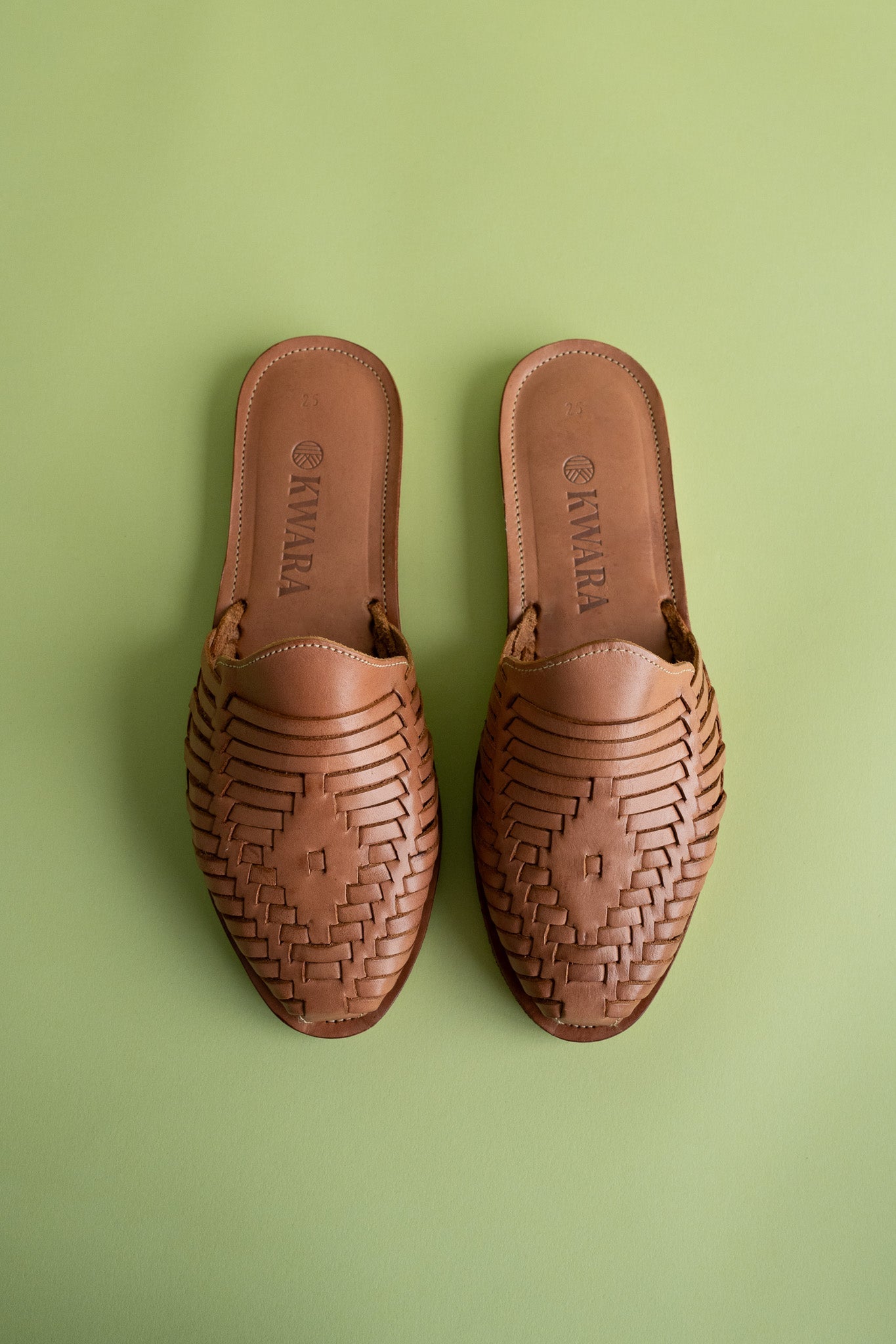 Andy Mule Huarache - Tan - Cadena Collective