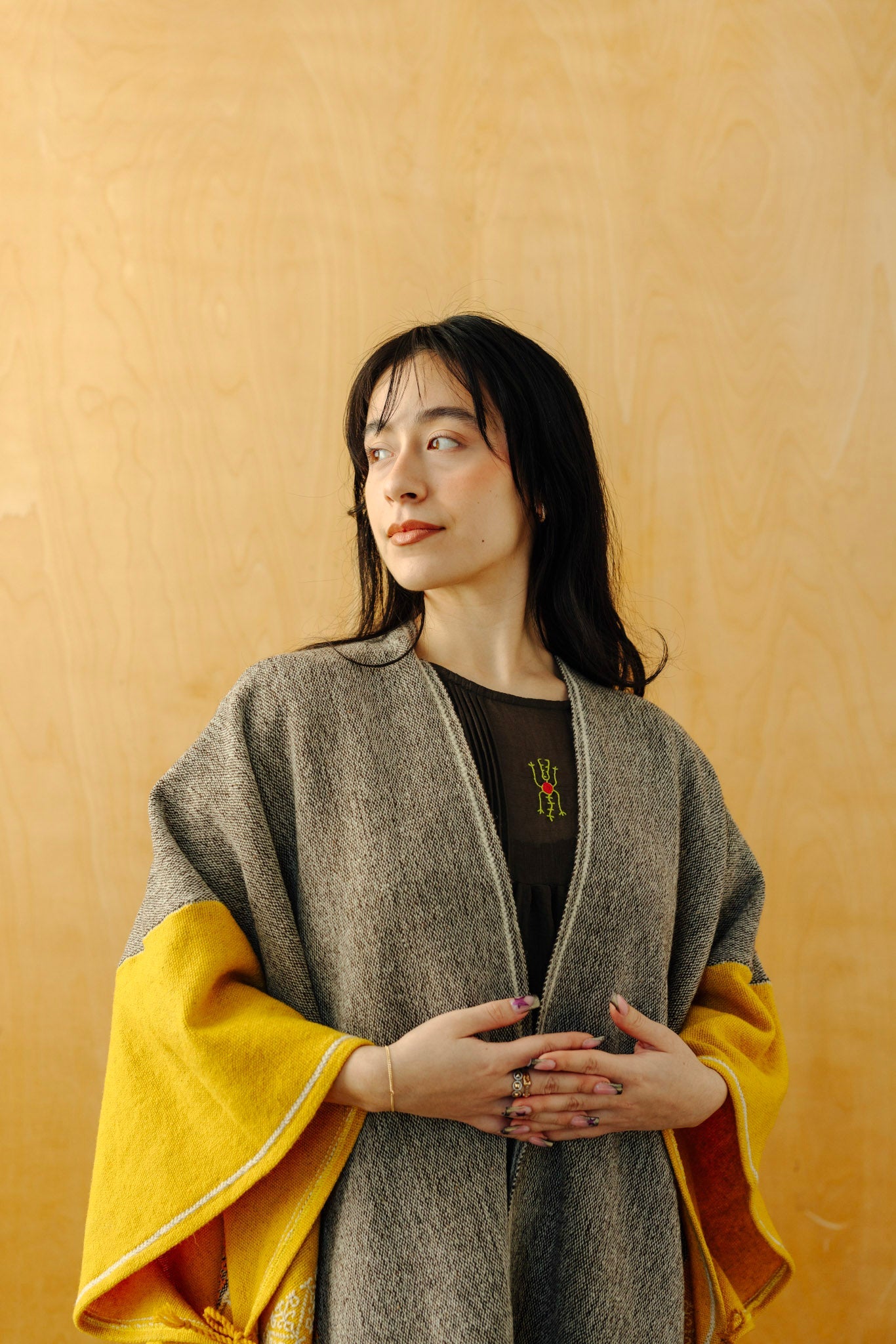 Bicolor Cempasúchil Cape - Cadena Collective