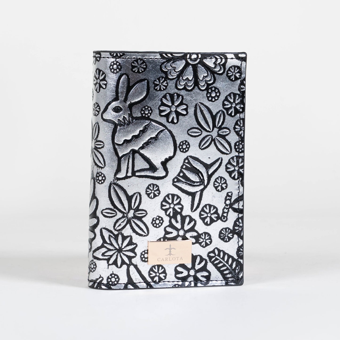 Liebre Passport Cover - Silver - Cadena Collective