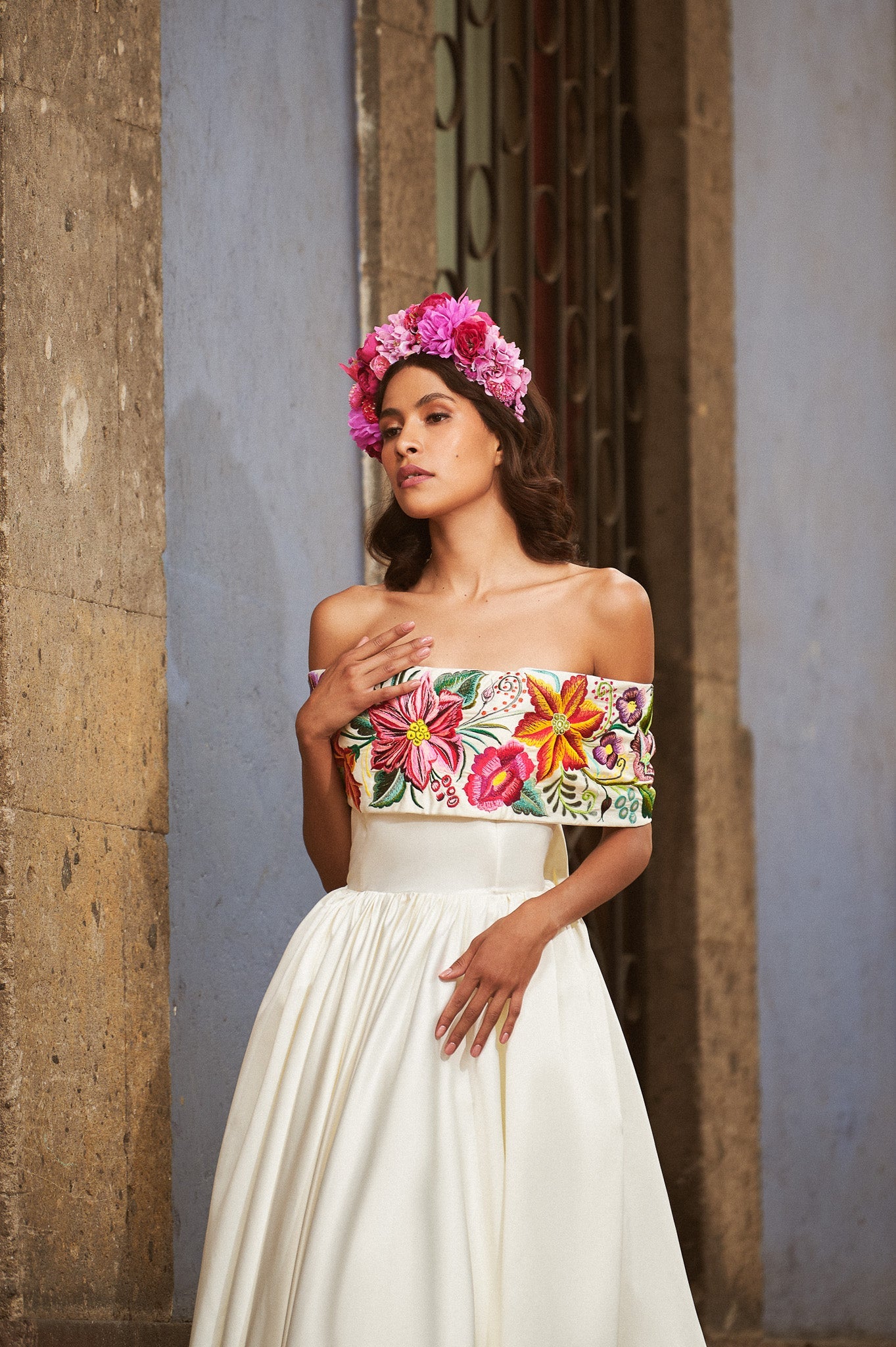 Official Nayibi Mxico Bridal Distributor Cadena Collective Official Nayibi Mxico Bridal Distributor Cadena Collective