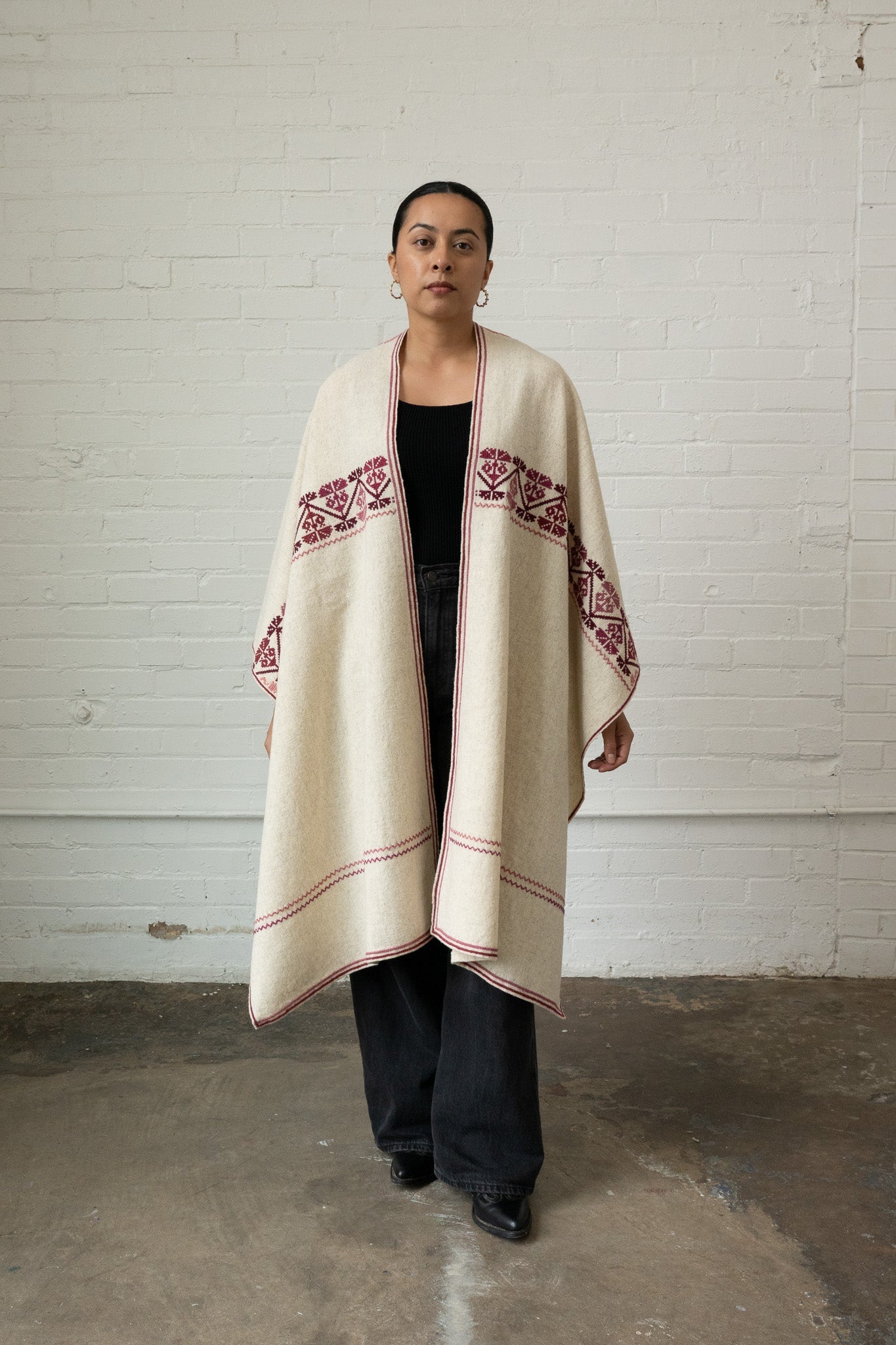 Simetria Nieve Cape - Rosa - Cadena Collective