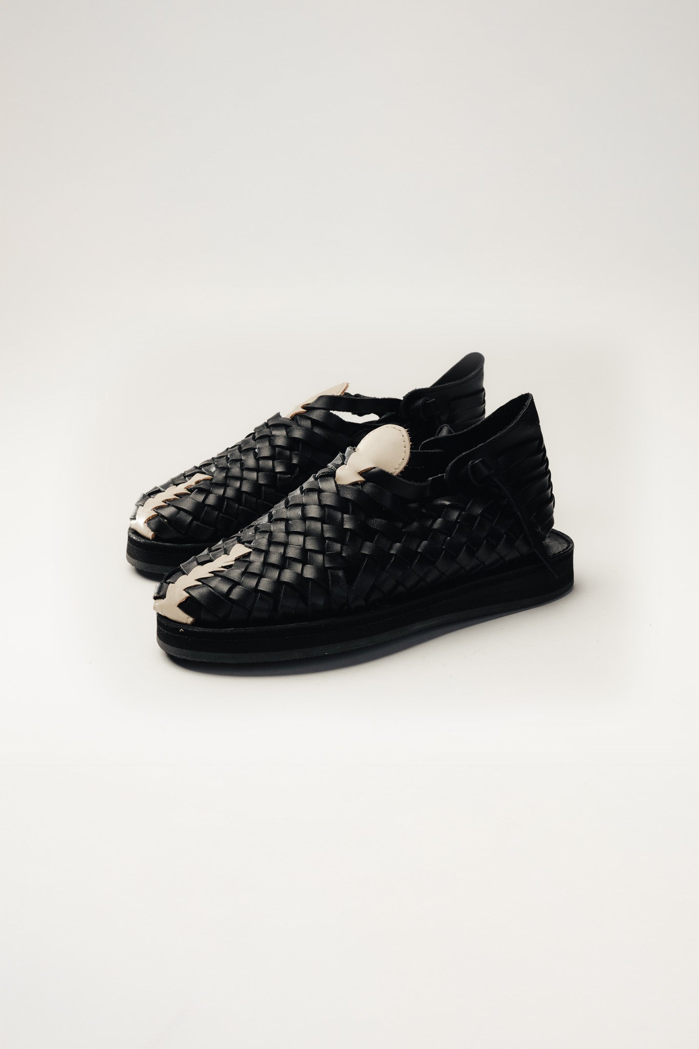 Tarasco Leather Huarache Sandal - Black - Cadena Collective