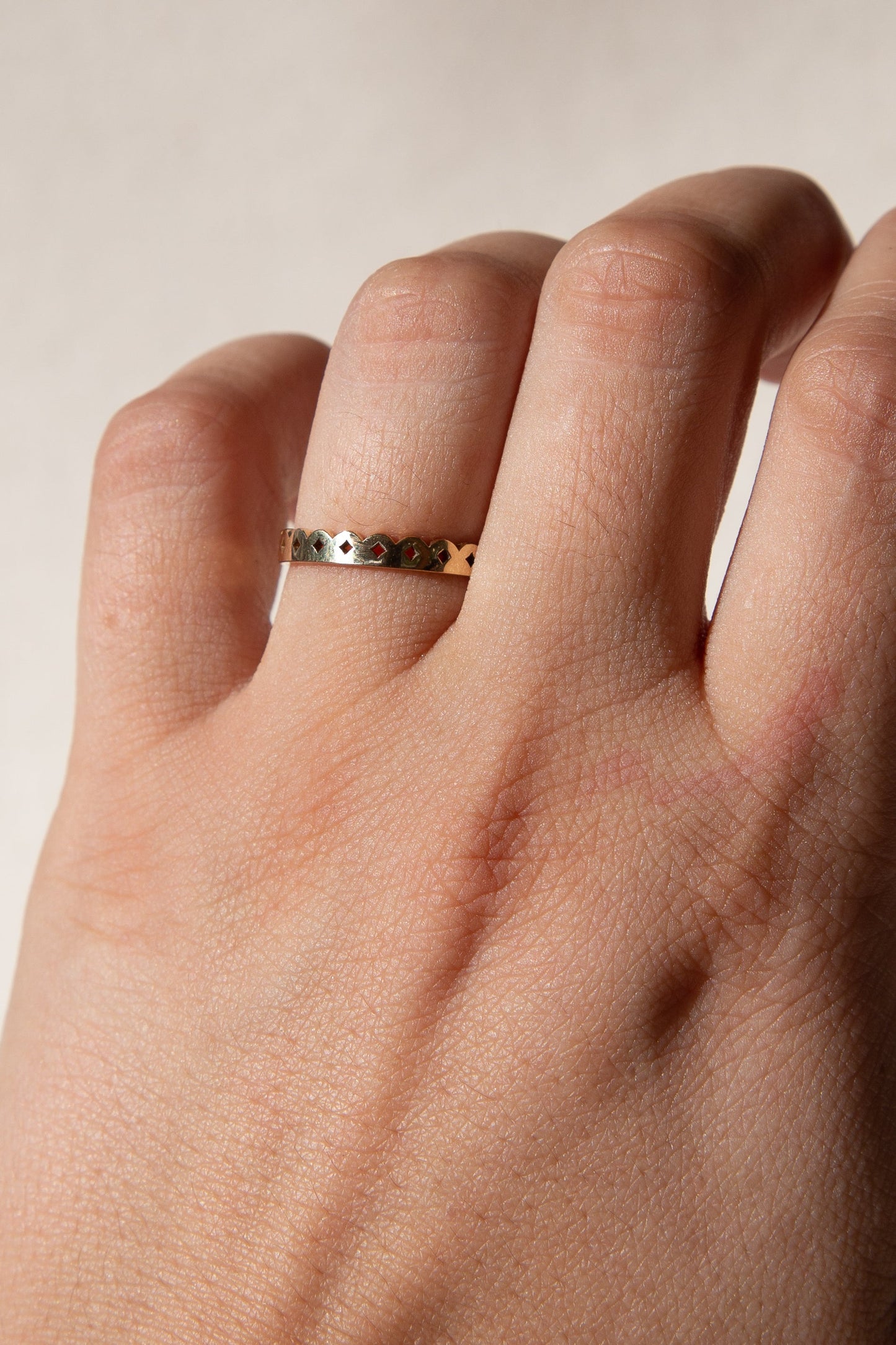 14K Papel Picado Diamond Cut Band - Cadena Collective