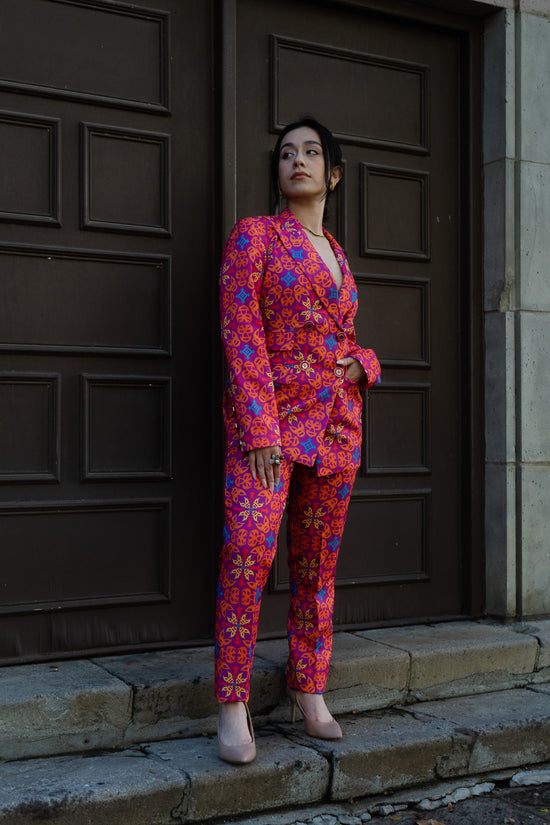 Quadrilateral Double-Breasted Suit Blazer