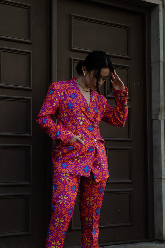 Quadrilateral Double-Breasted Suit Blazer