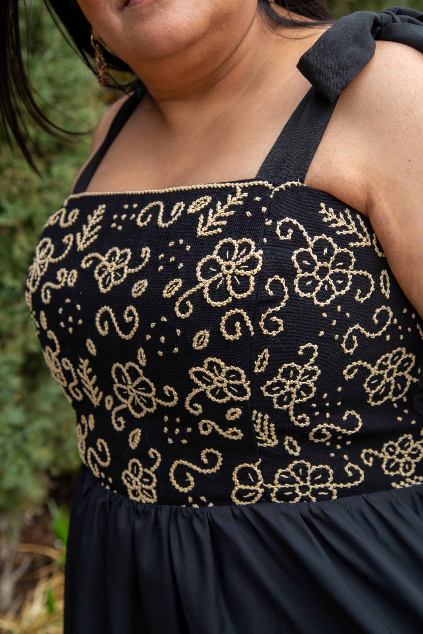 Load image into Gallery viewer, Santa Cruz Embroidered Dress
