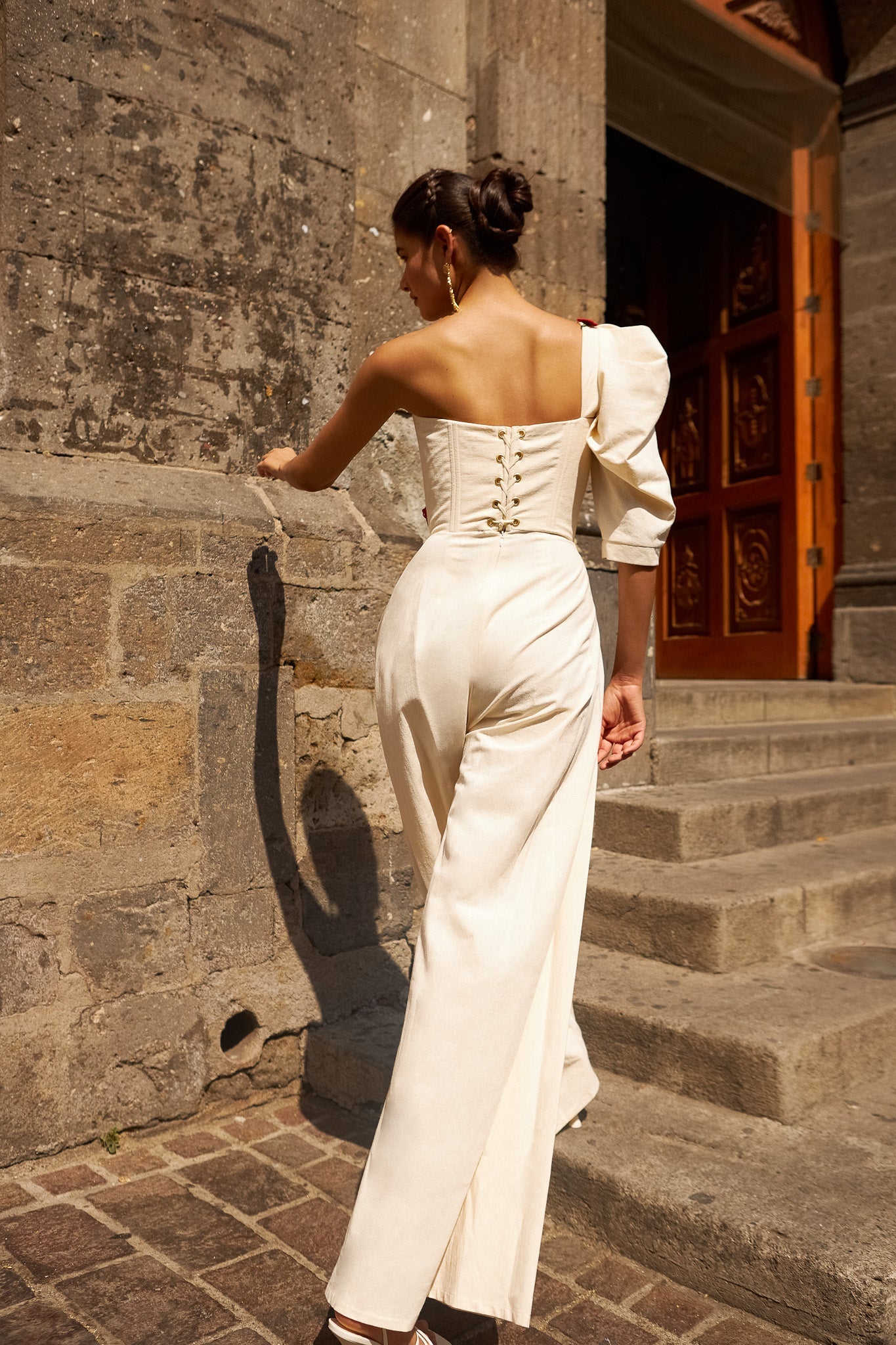 Palazzo Flores Rojas - Cadena Collective