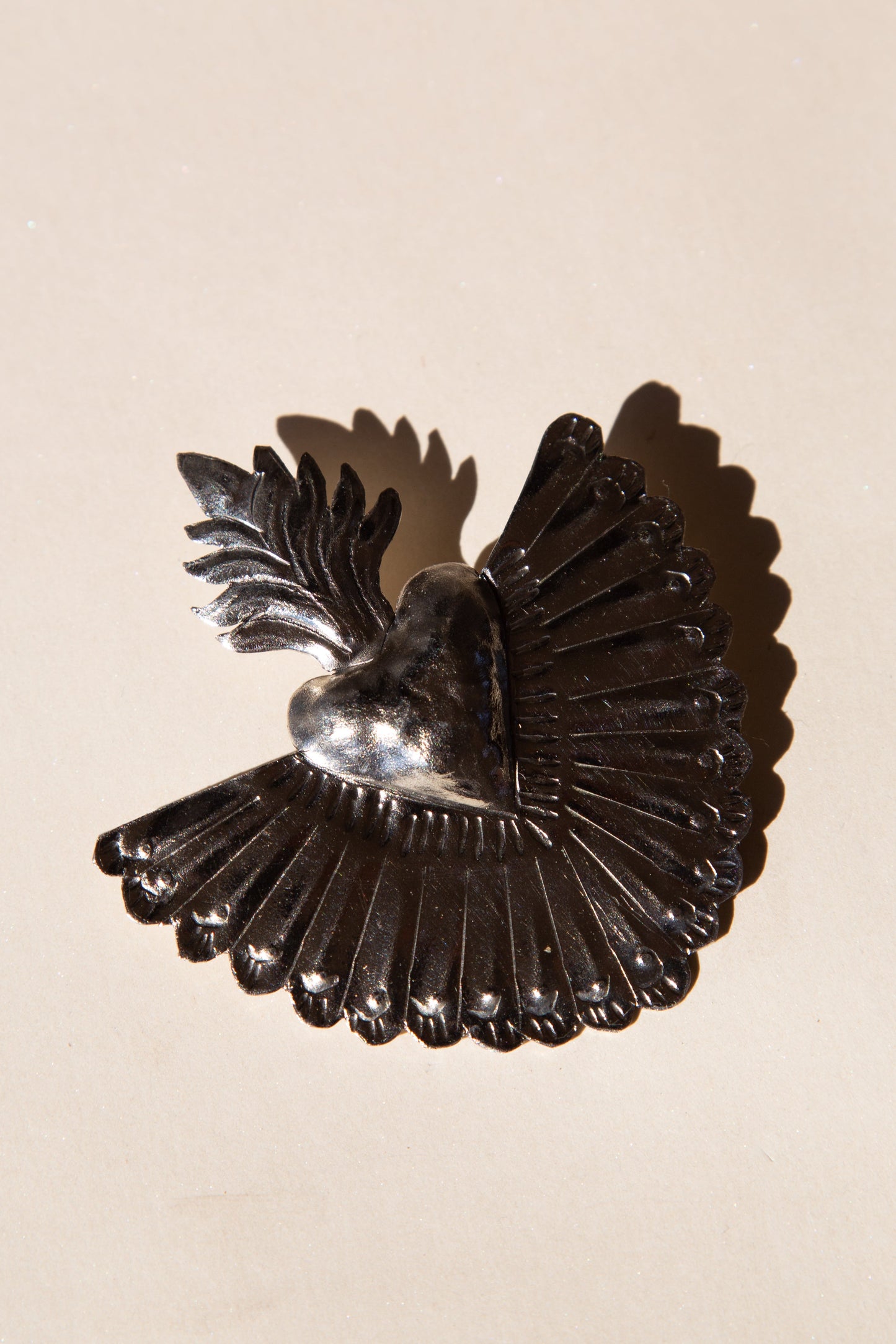 Rayos y Corazon Earrings - Cadena Collective